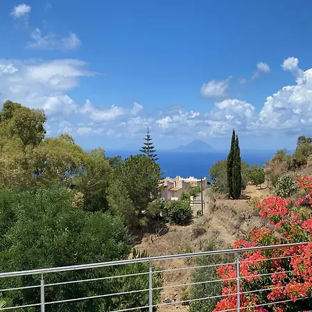 Amazing Home In Lipari