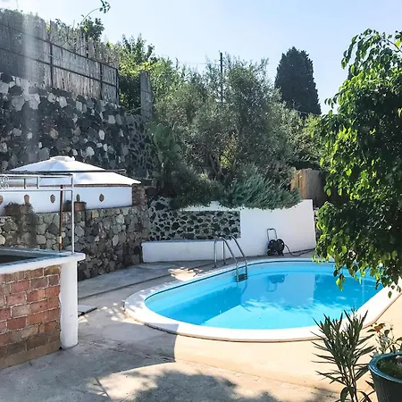 Semesterbostad Amazing Home In Lipari *